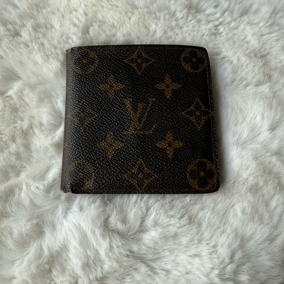 Louis Vuitton Brown Monogram Wallet - Picture 1 of 9